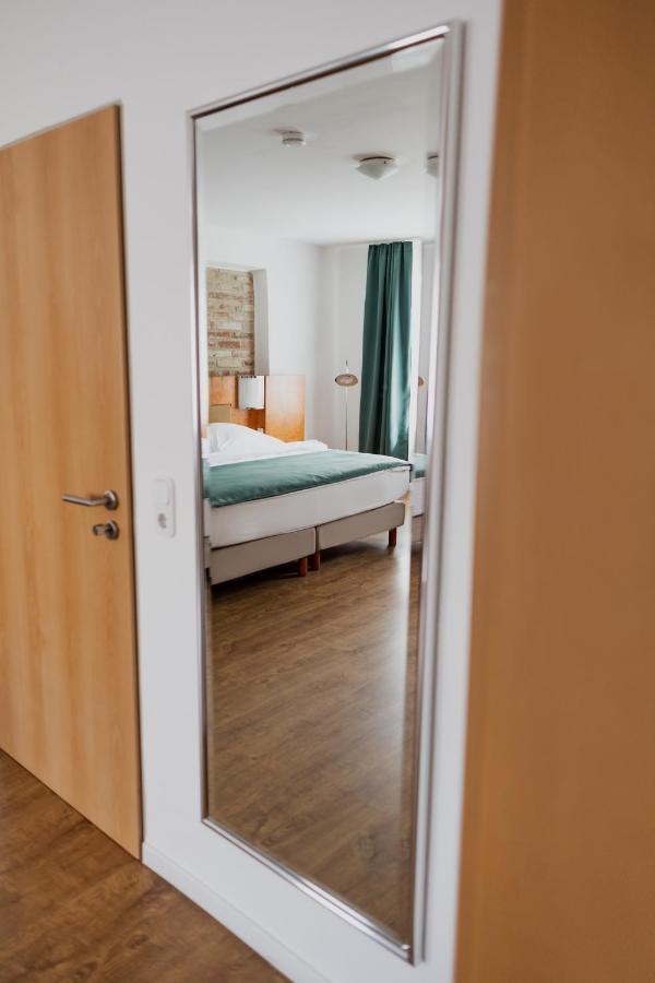 Hotel Cristallo Ландсхут Экстерьер фото