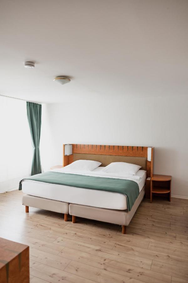 Hotel Cristallo Ландсхут Экстерьер фото