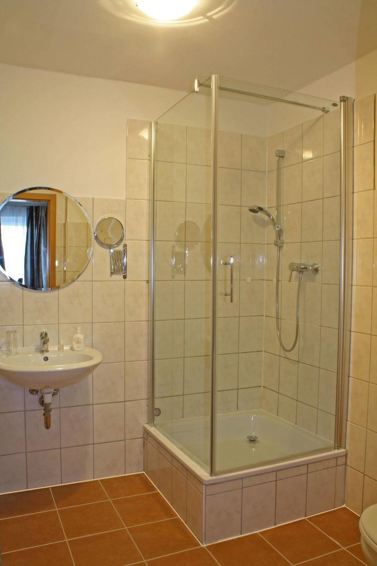 Hotel Cristallo Ландсхут Экстерьер фото