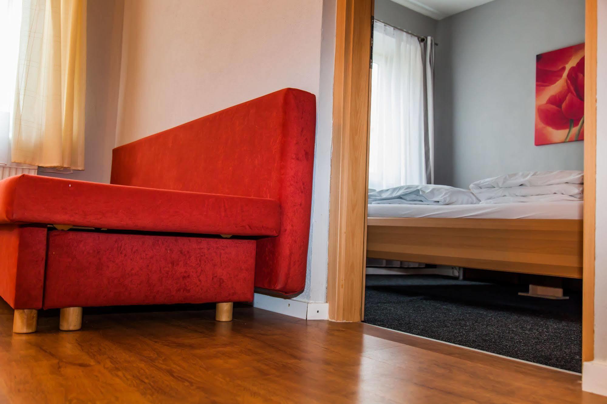 Hotel Cristallo Ландсхут Экстерьер фото
